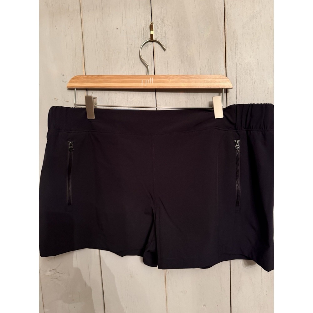 Reel Legends Women's Lg Offshore Black Shorts Quick Dry Front Zip Pockets NWT